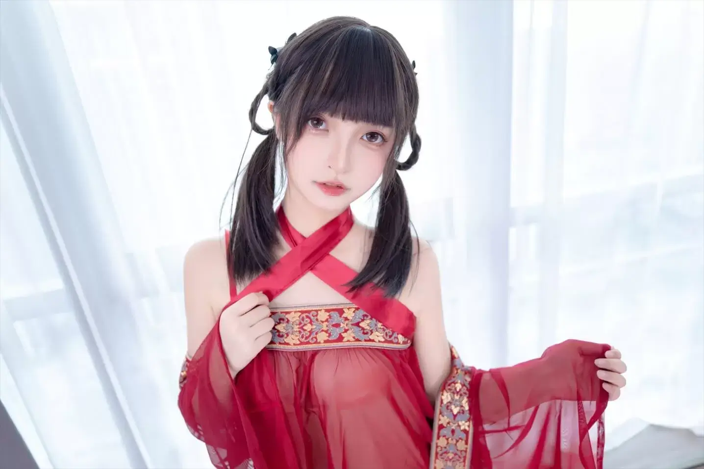 神楽坂真冬 – 唐宫魅影
