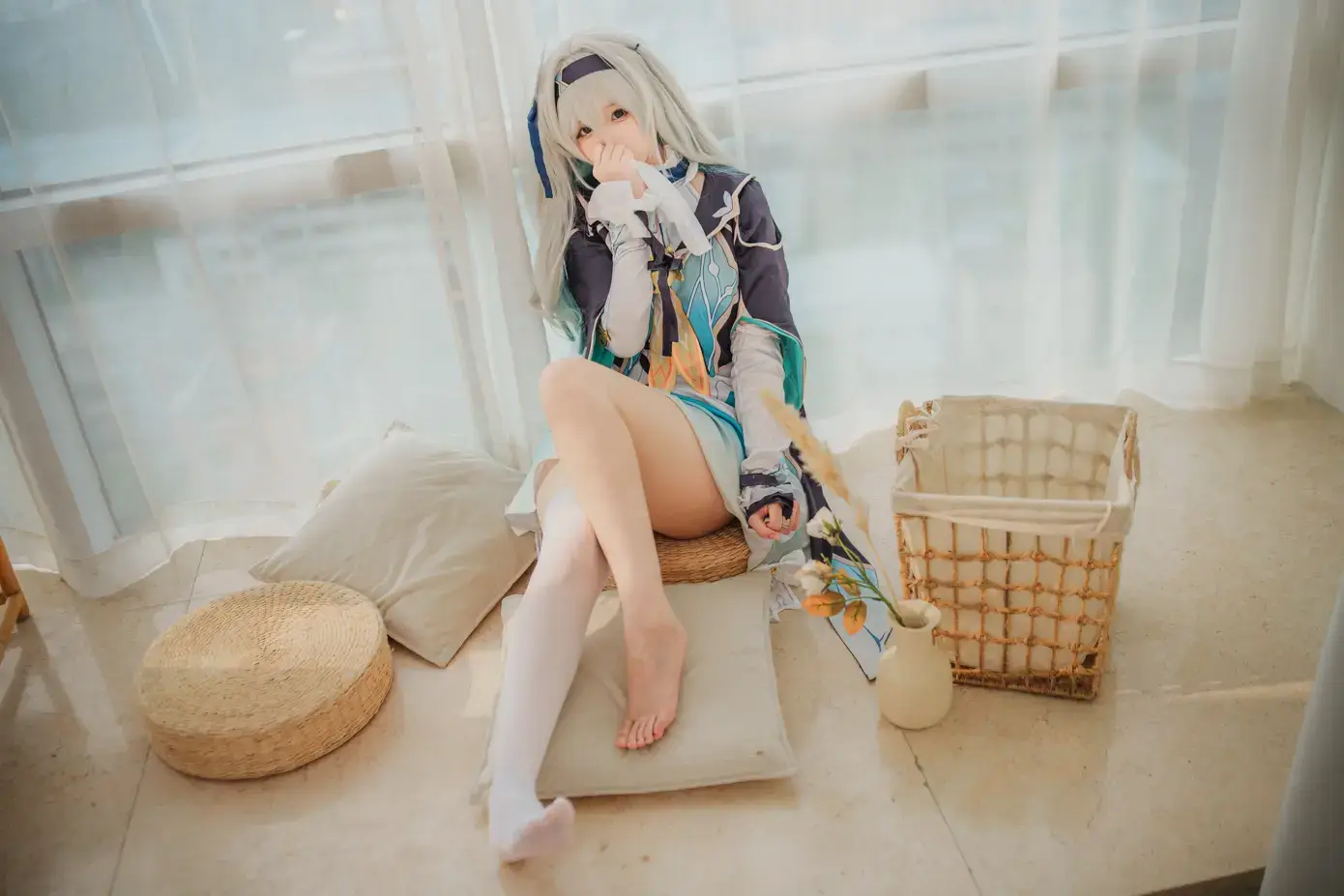 Seele麦麦 – 流萤纯白物语